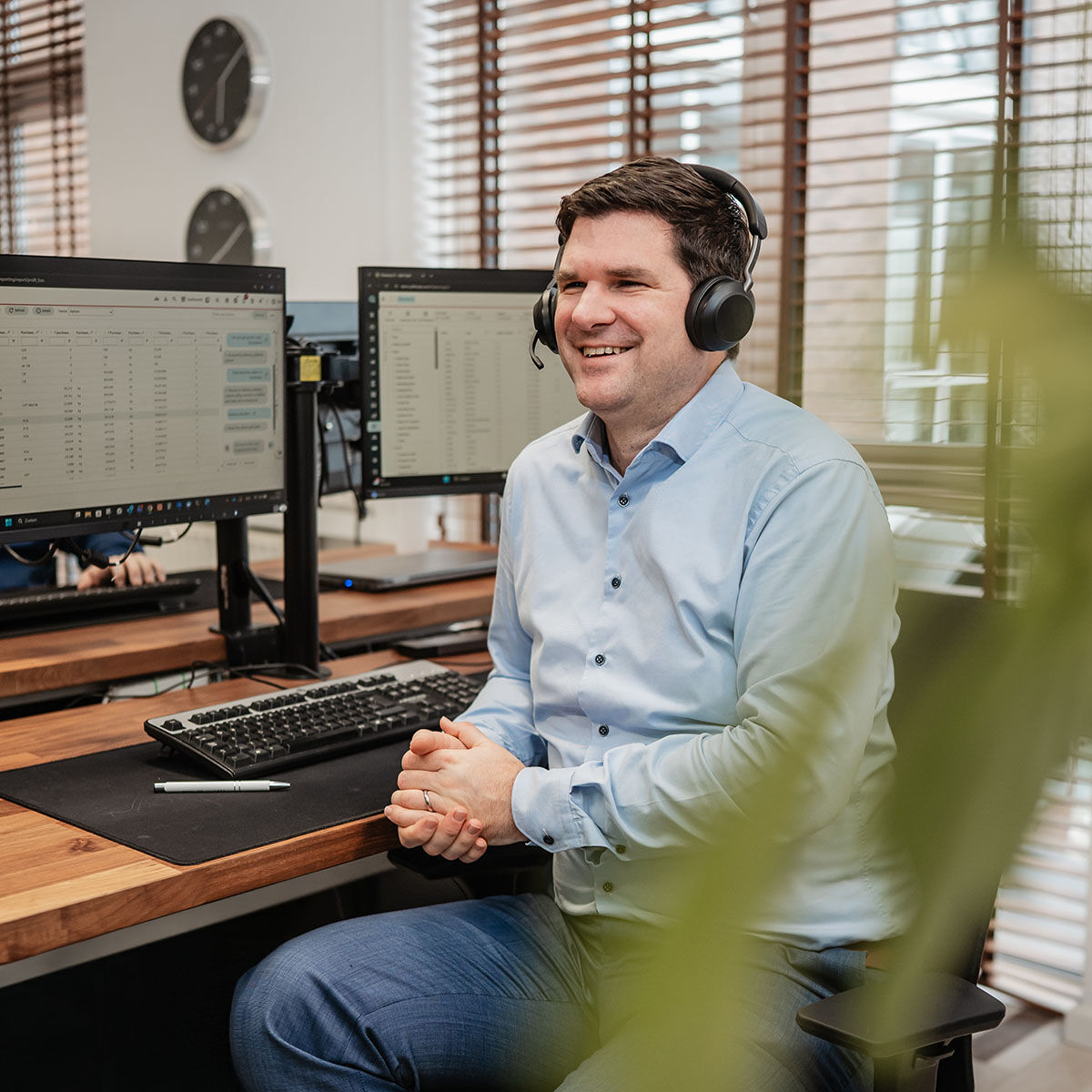 manage currency risk